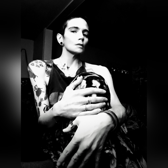 Meet your Posher, Ana - Picture 12 of 13